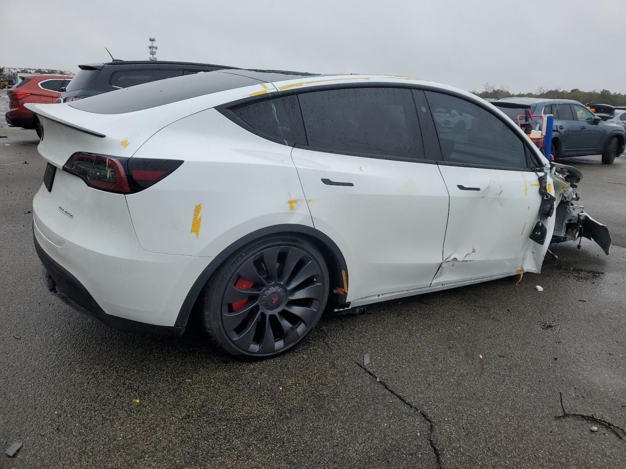 2023 TESLA MODEL Y - Image 3