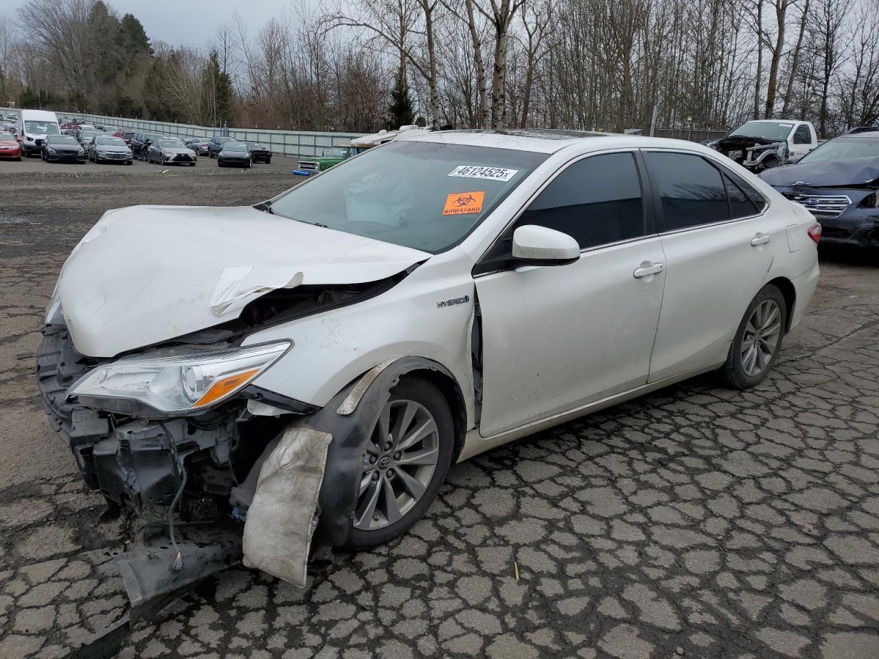 2016 TOYOTA CAMRY HYBR