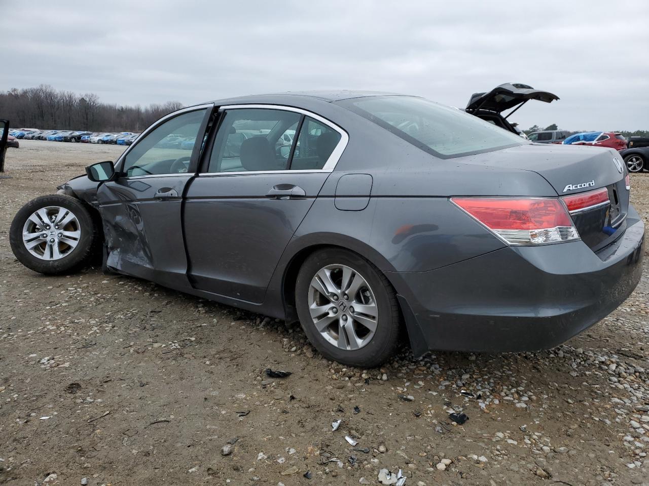 2011 HONDA ACCORD LXP - Image 2
