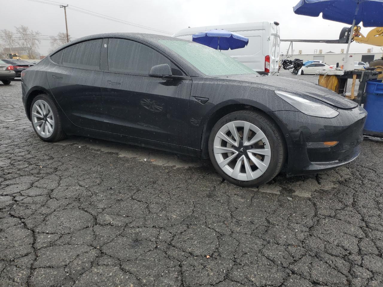 2022 TESLA MODEL 3 - Фото 4