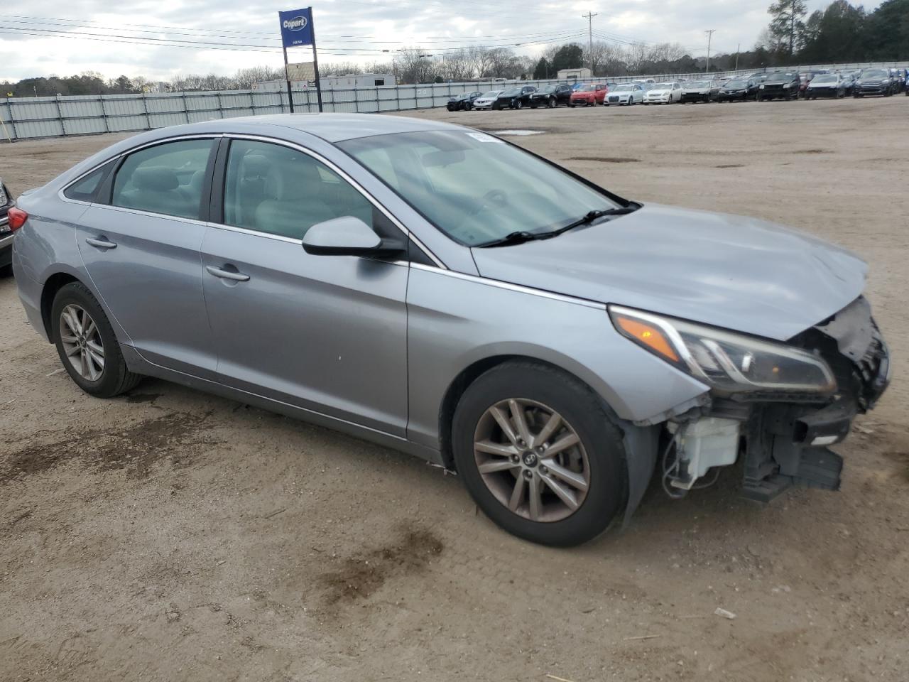 2017 HYUNDAI SONATA SE - Фото 4