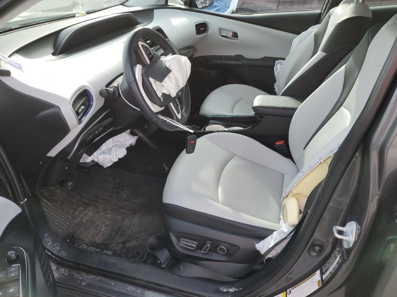 2016 TOYOTA PRIUS - Image 7