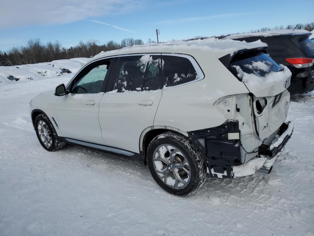 2021 BMW X3 XDRIVE3 - Фото 2