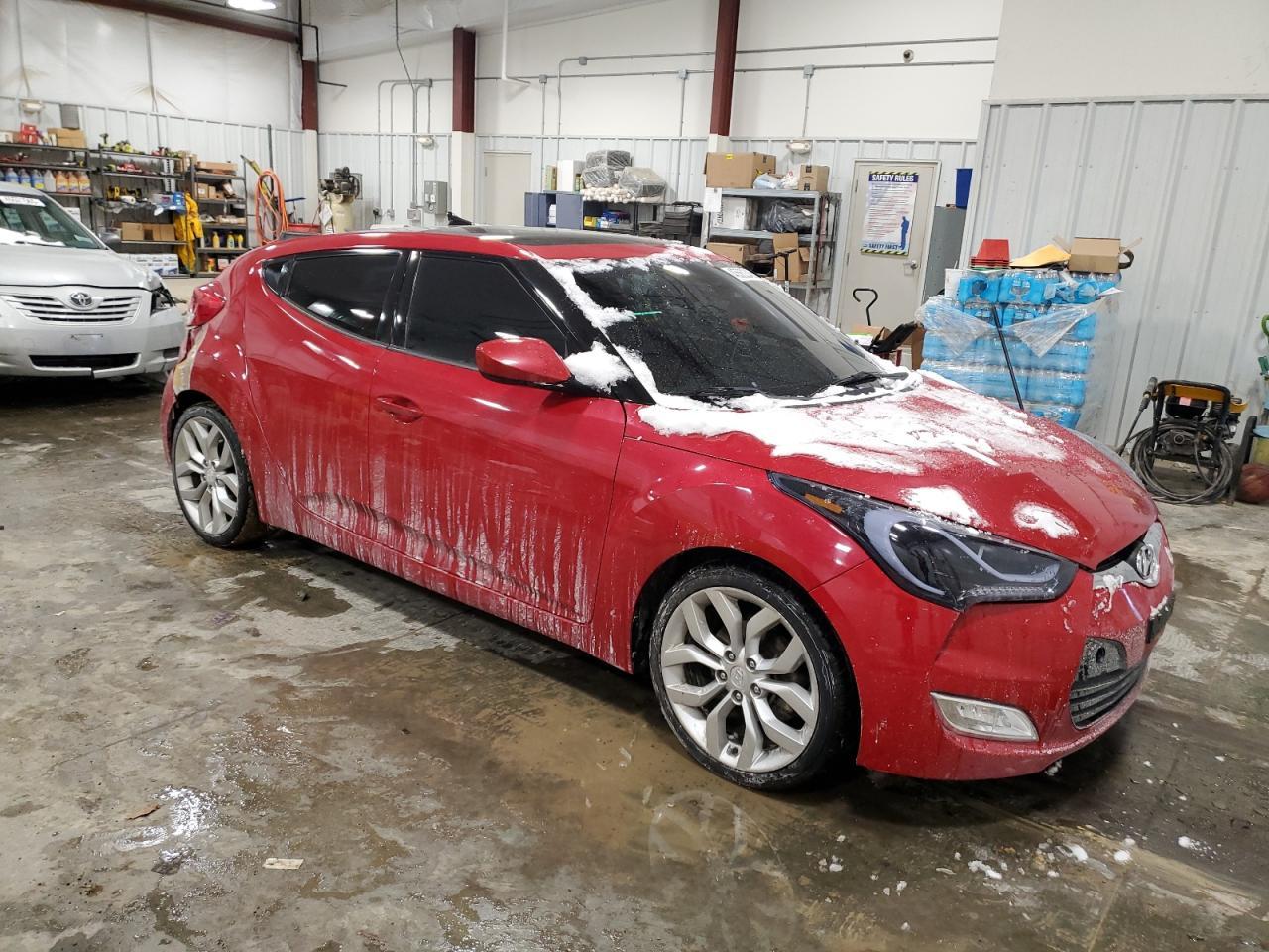 2013 HYUNDAI VELOSTER - Фото 4