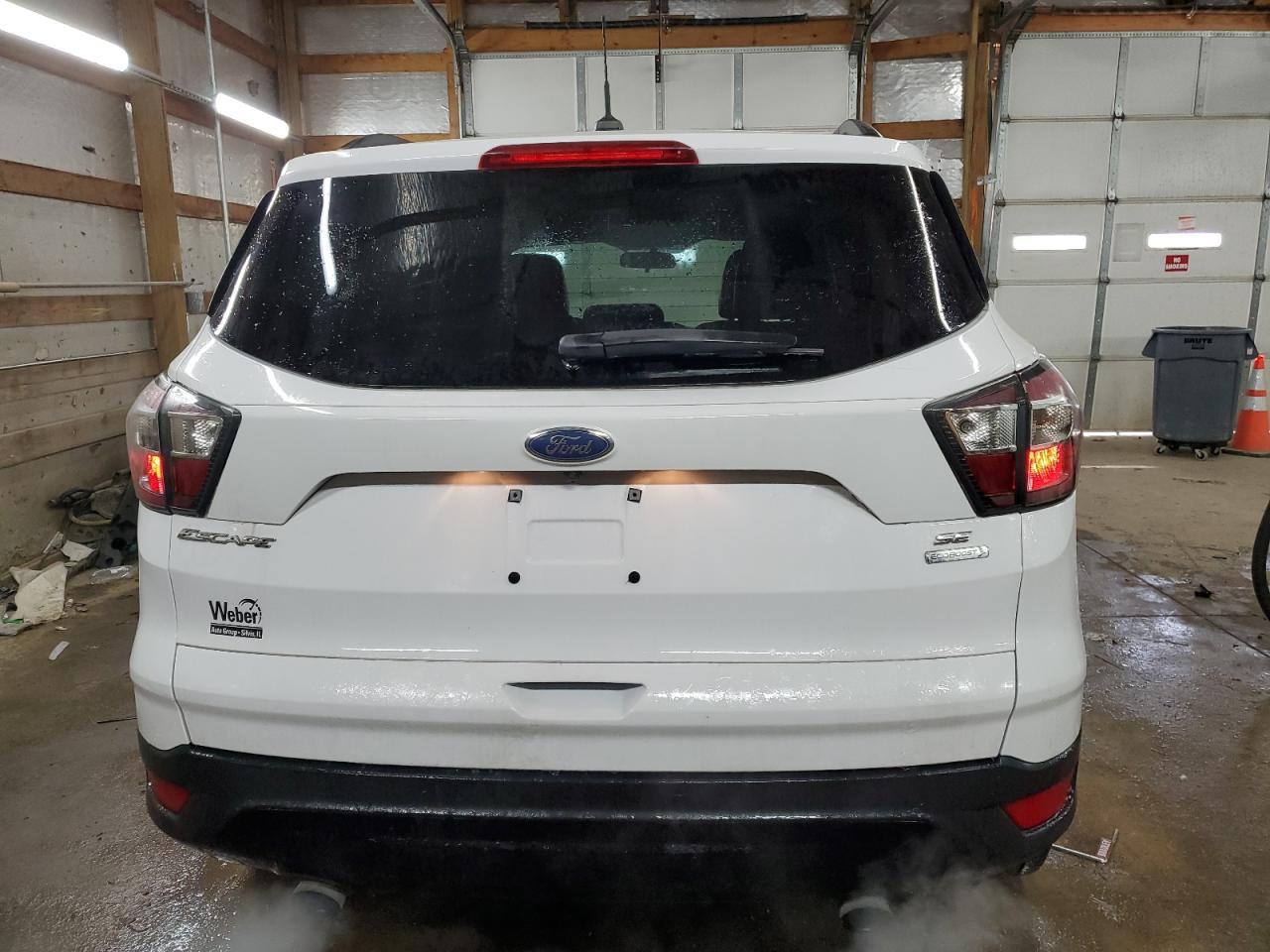 2017 FORD ESCAPE SE - Фото 6