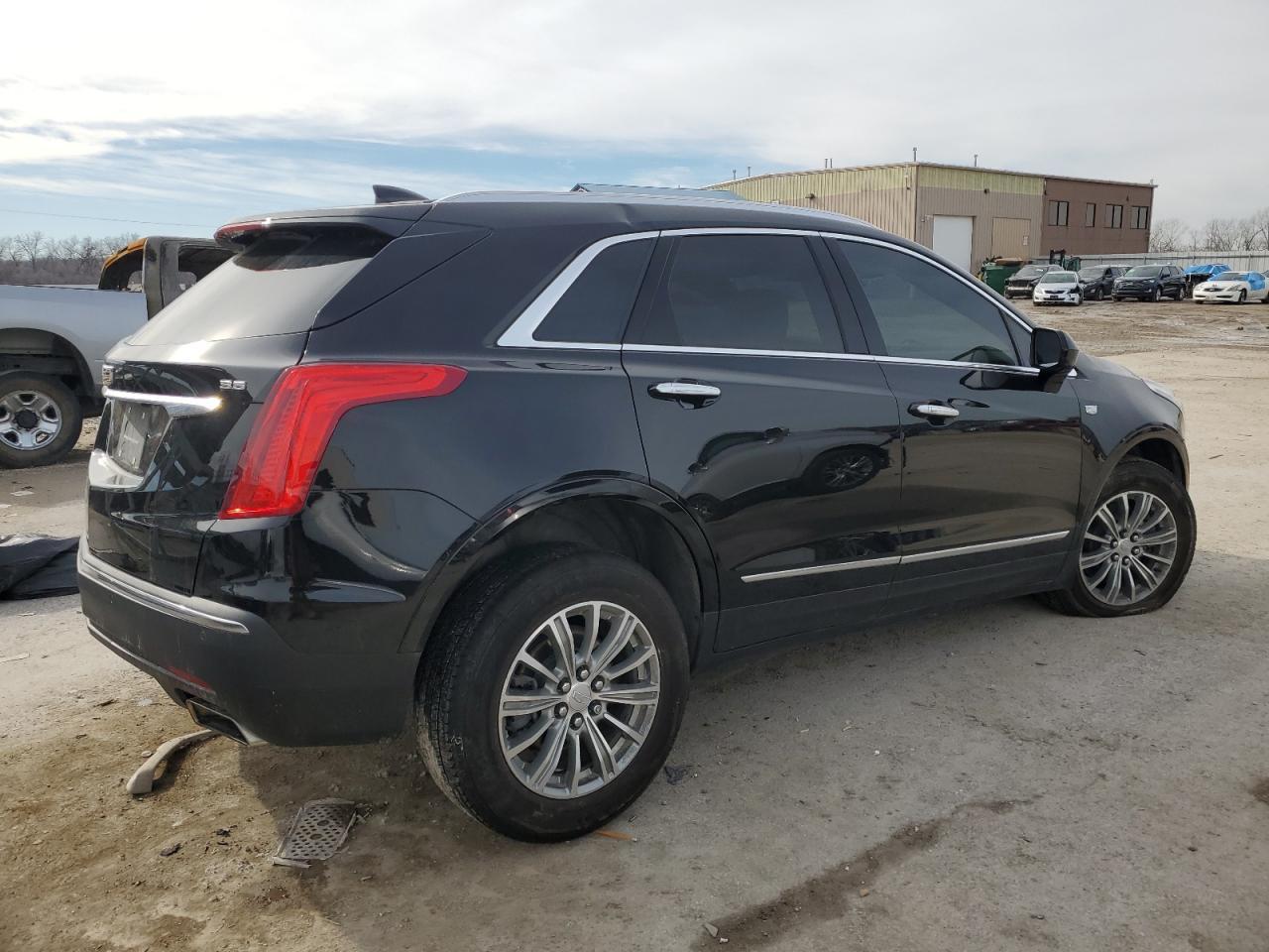 2019 CADILLAC XT5 LUXURY - Фото 3