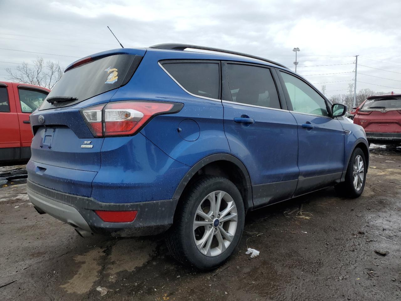 2017 FORD ESCAPE SE - Image 3