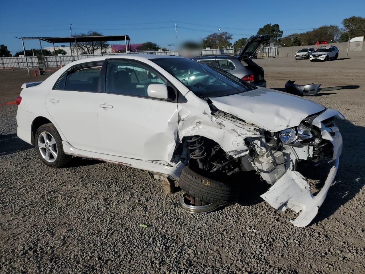 2013 TOYOTA COROLLA BA - Фото 4