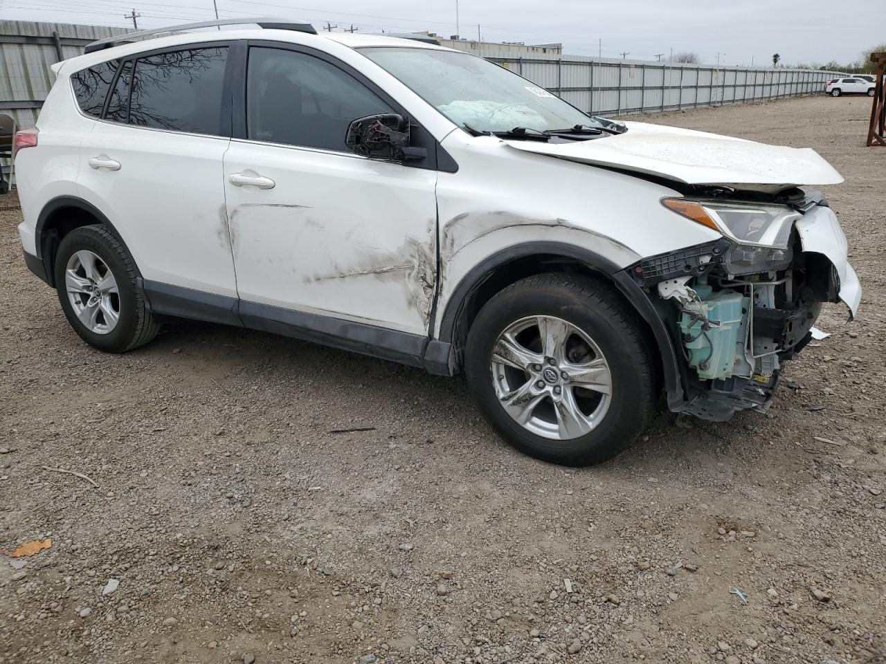 2018 TOYOTA RAV4 LE - Image 4