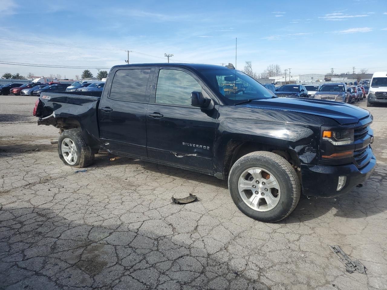 2017 CHEVROLET SILVERADO - Фото 4