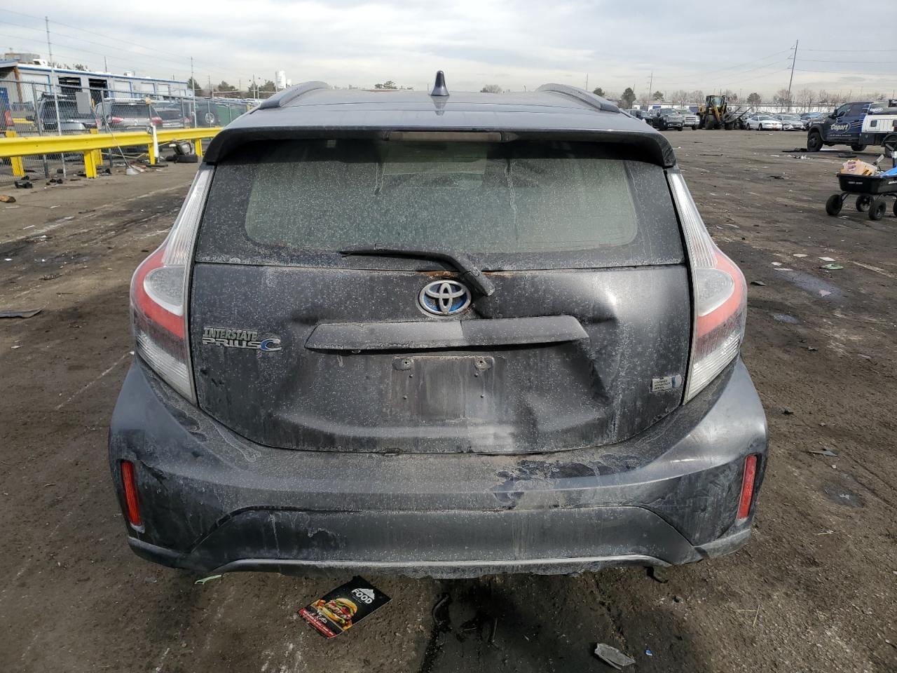 2018 TOYOTA PRIUS C - Image 6