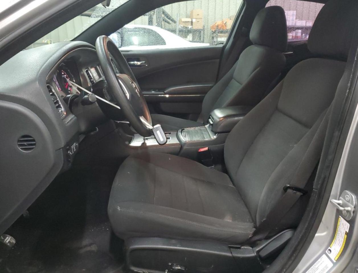 2014 DODGE CHARGER SE - Фото 7