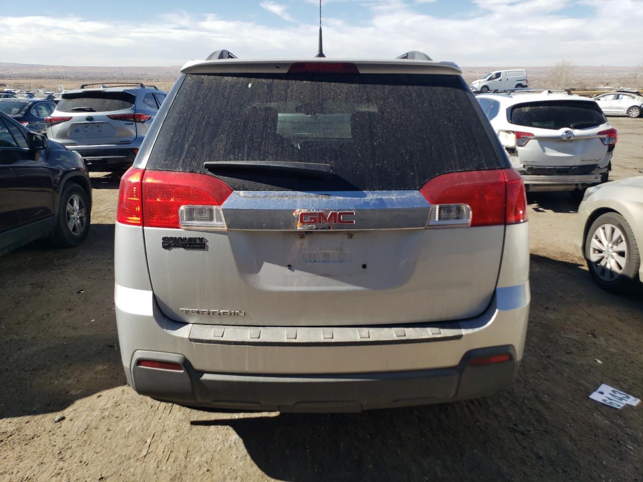 2012 GMC TERRAIN SL - Image 6