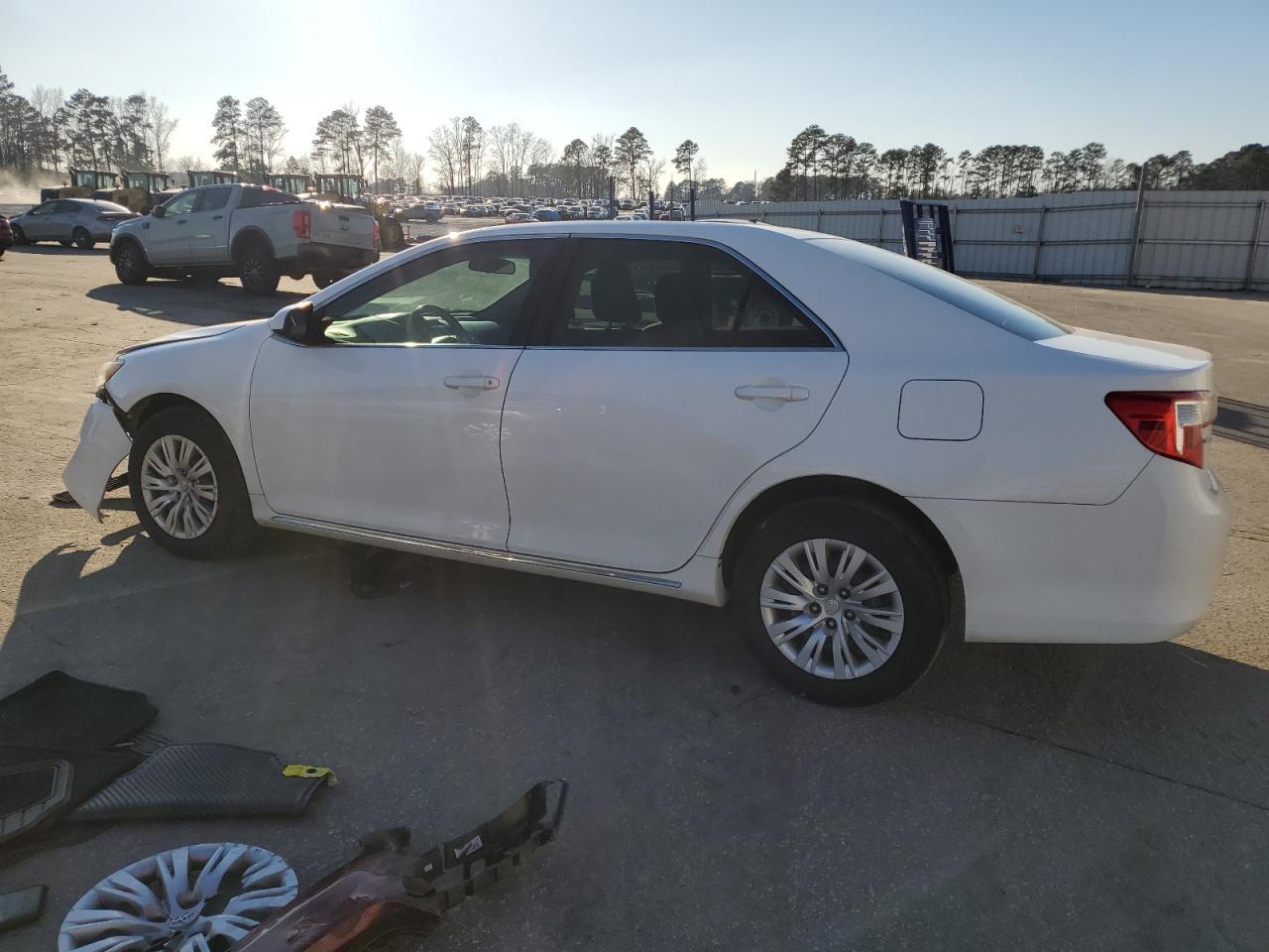 2012 TOYOTA CAMRY BASE - Фото 2