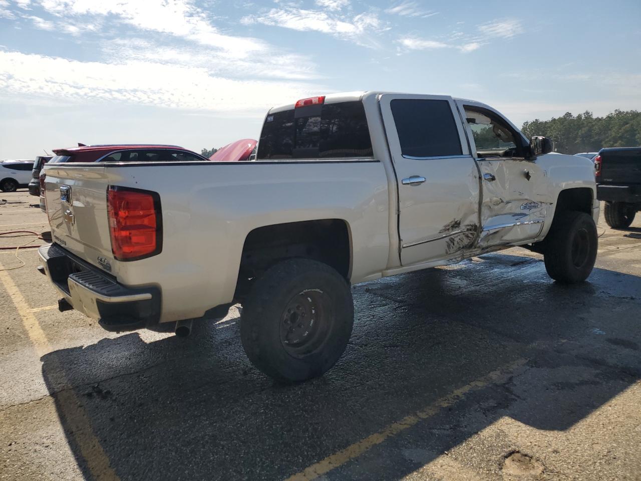 2015 CHEVROLET SILVERADO - Image 3