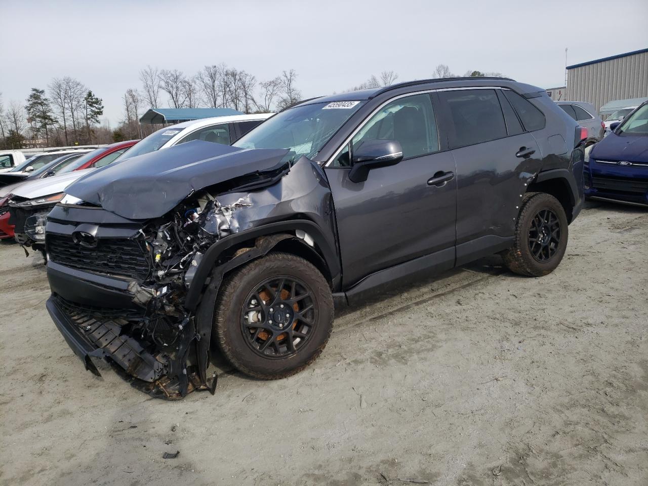 2022 TOYOTA RAV4 XLE