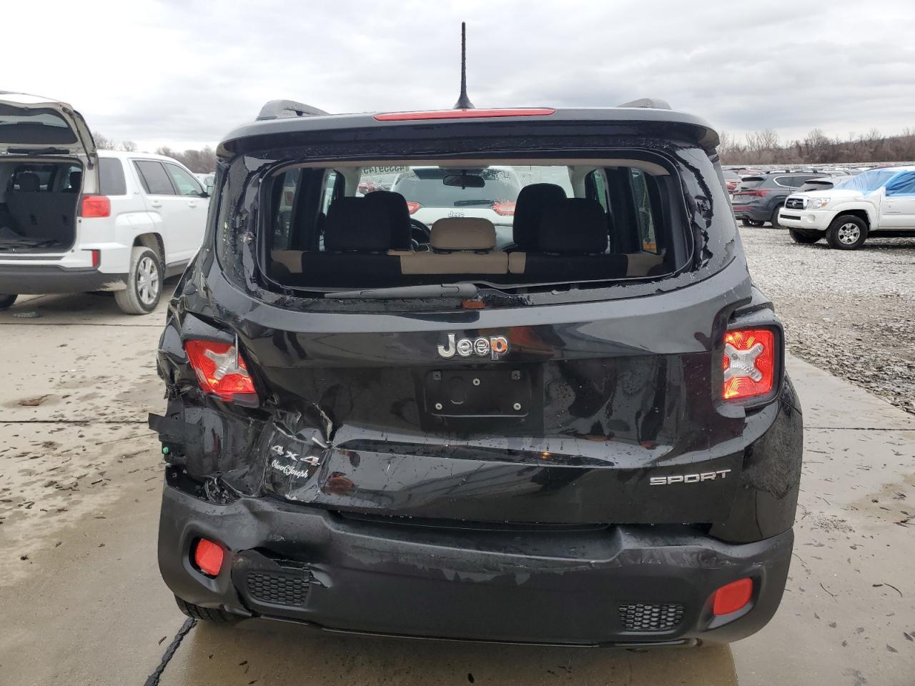 2017 JEEP RENEGADE S - Image 6