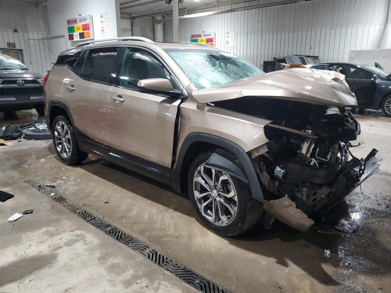 2018 GMC TERRAIN SL - Image 4