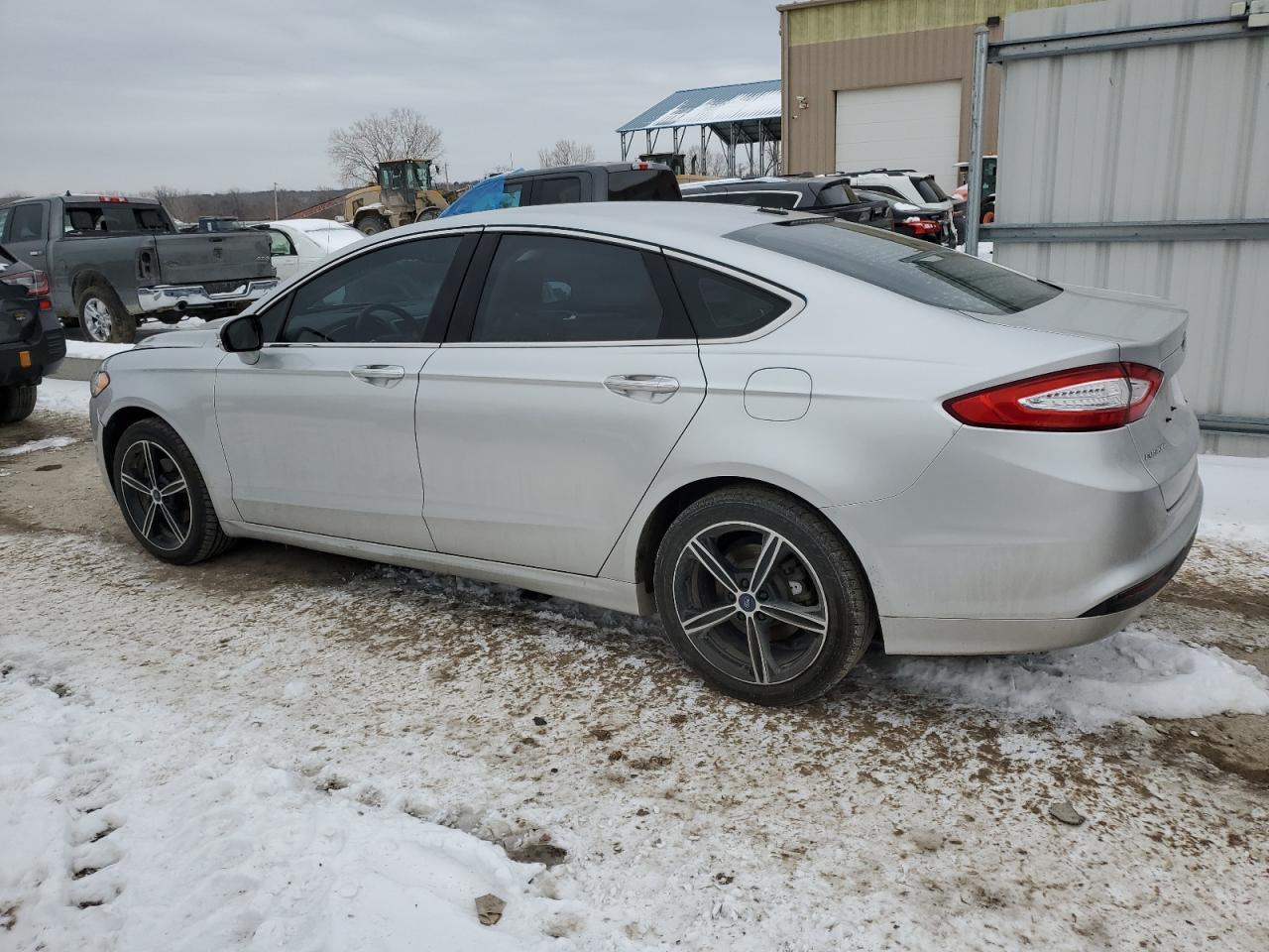2013 FORD FUSION SE - Image 2
