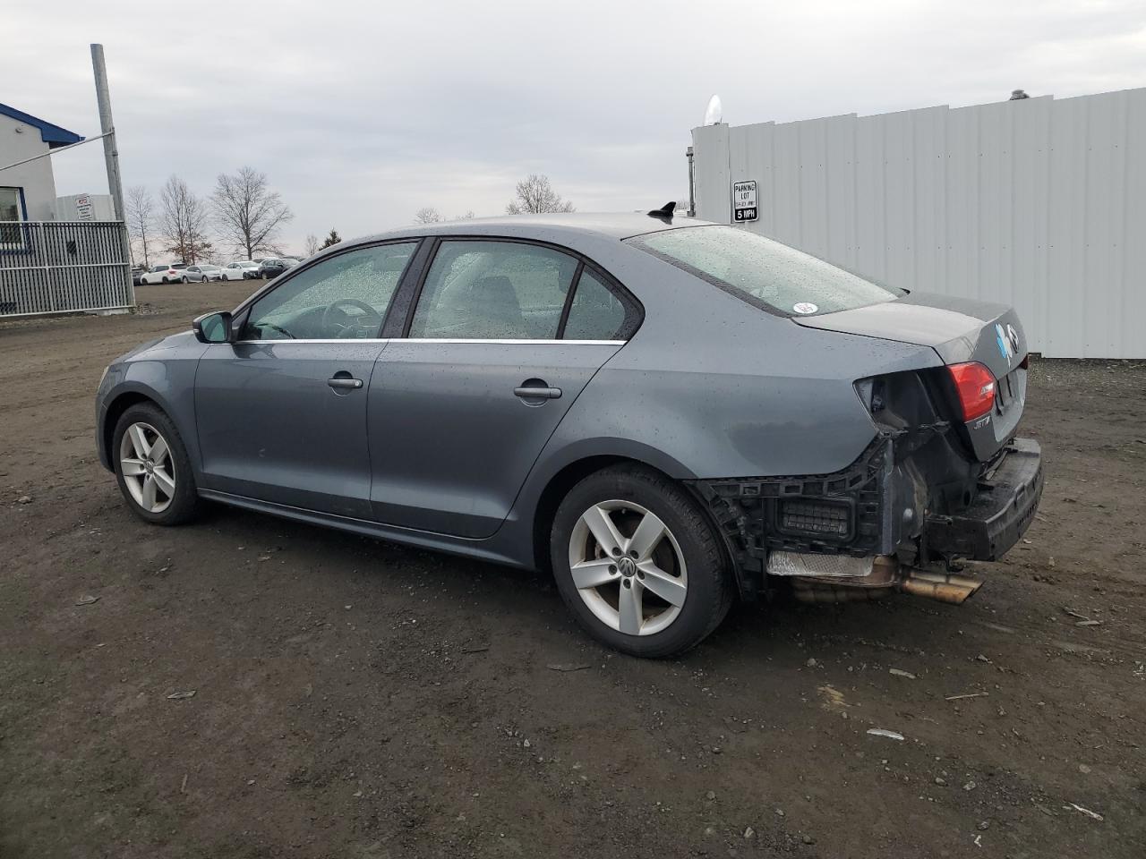 2013 VOLKSWAGEN JETTA TDI - Image 2