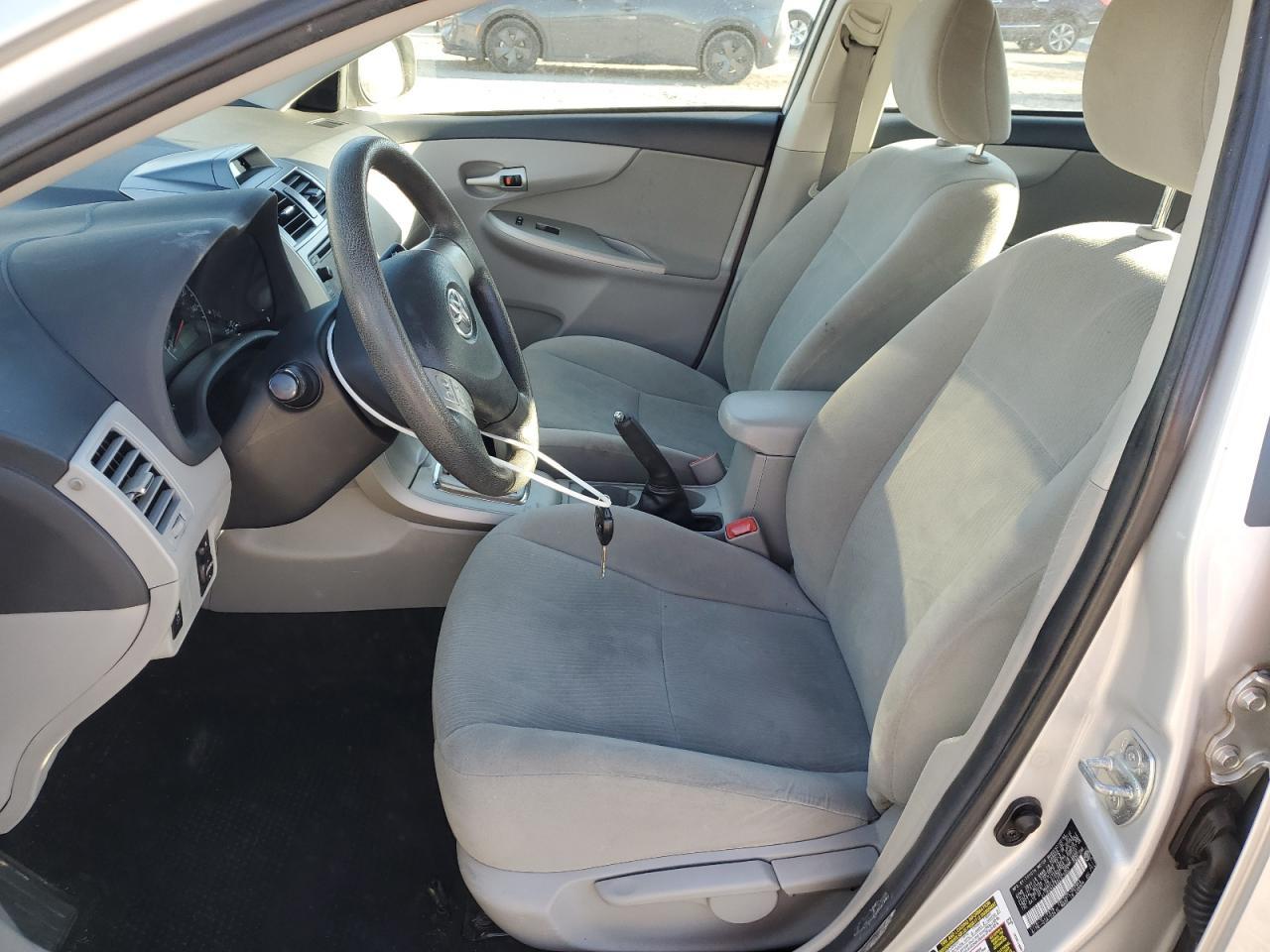 2013 TOYOTA COROLLA BA - Фото 7