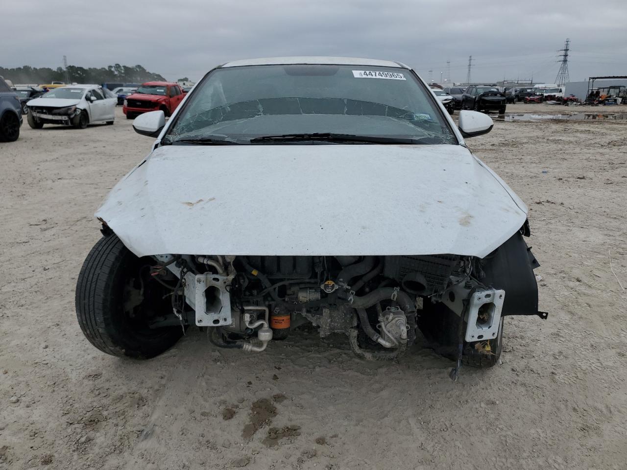 2018 HYUNDAI ELANTRA SE - Image 5