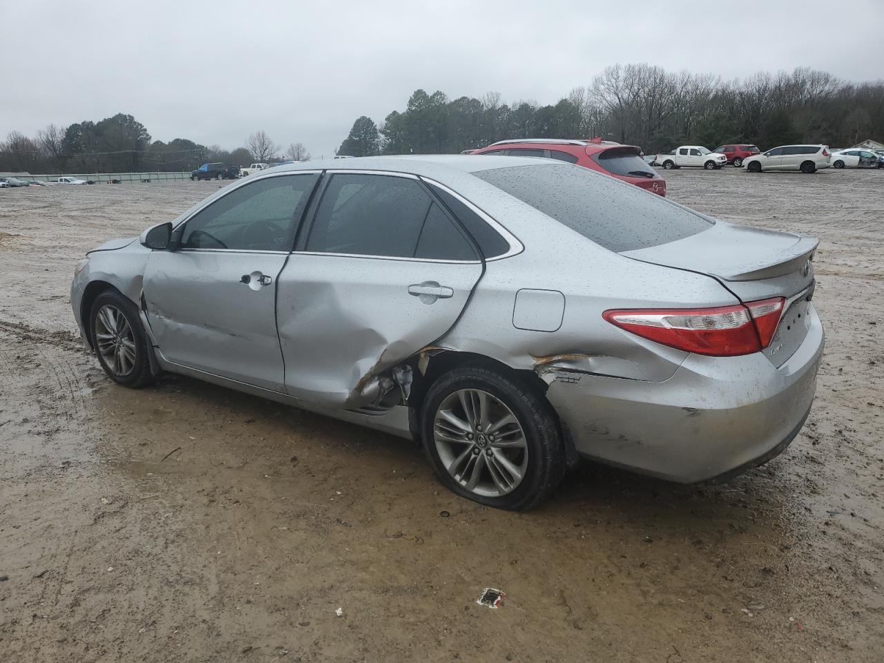 2017 TOYOTA CAMRY LE - Фото 2