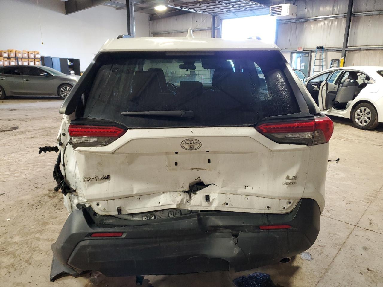 2021 TOYOTA RAV4 LE - Image 6
