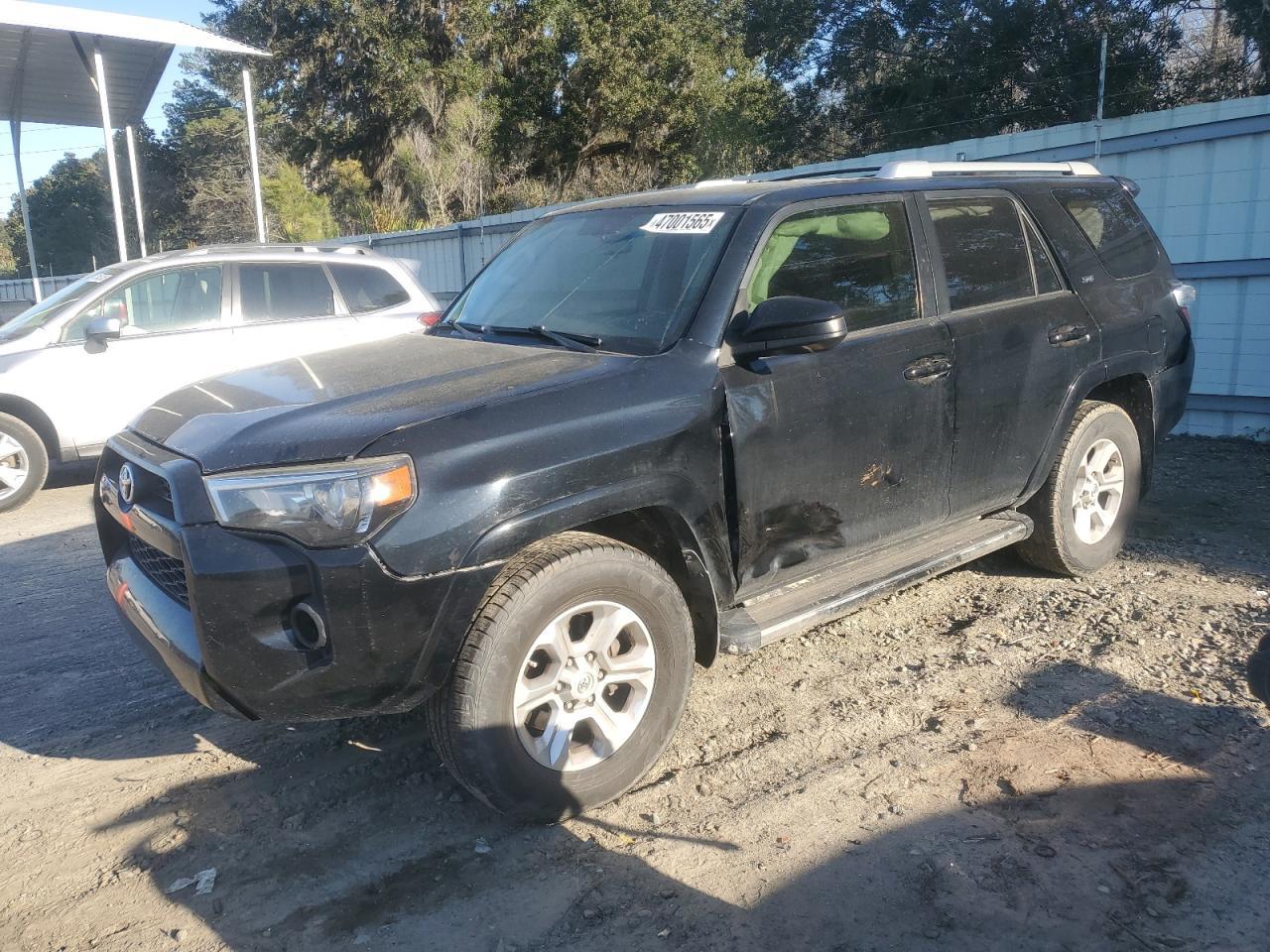 2017 TOYOTA 4RUNNER SR