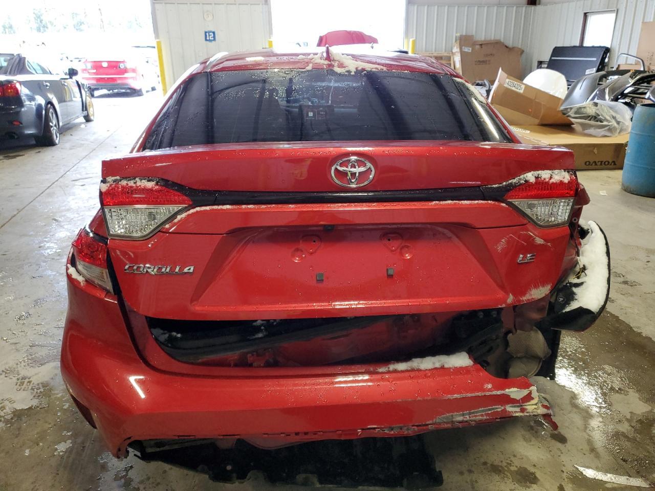 2021 TOYOTA COROLLA LE - Фото 6