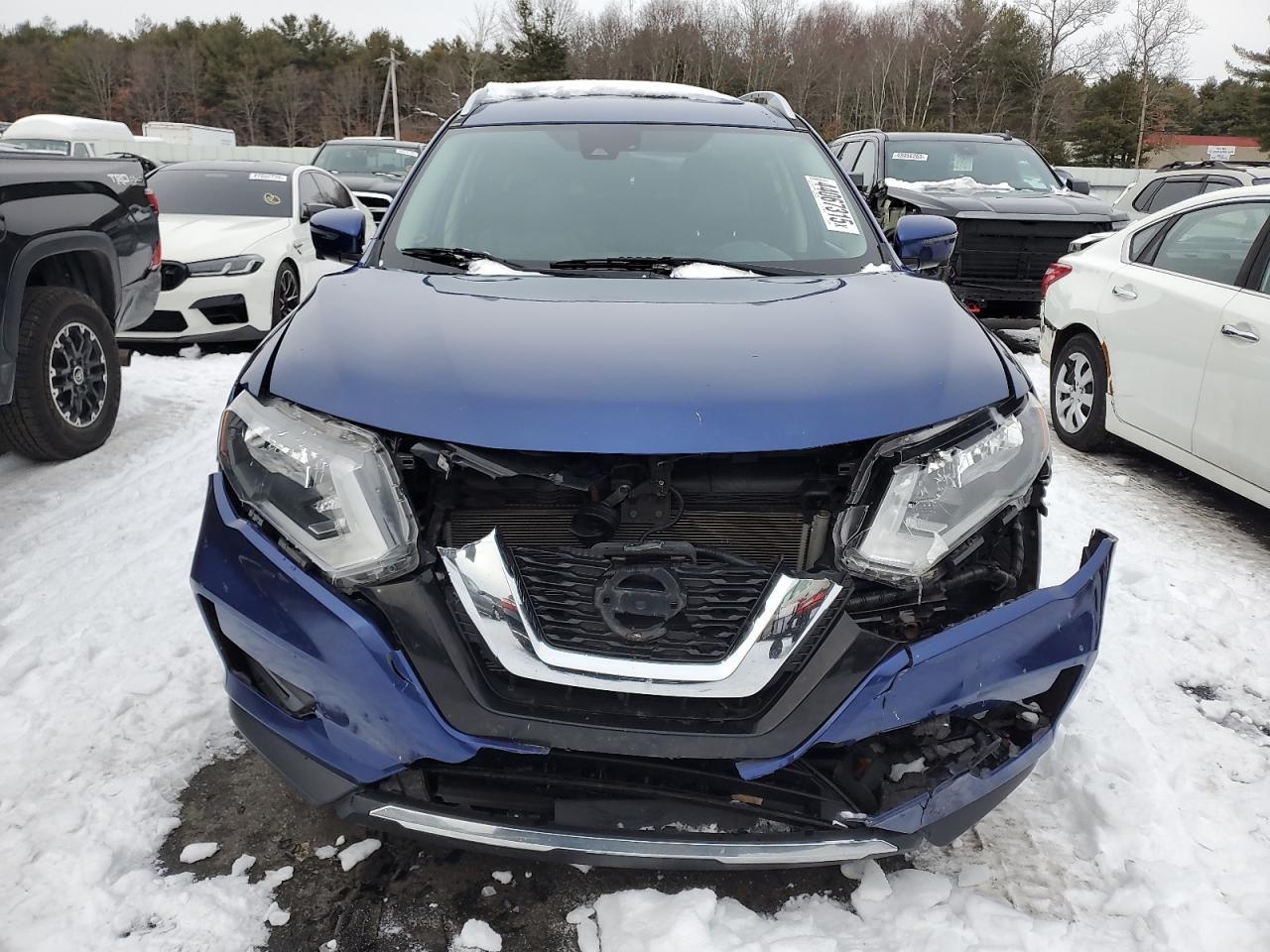 2017 NISSAN ROGUE S - Image 5