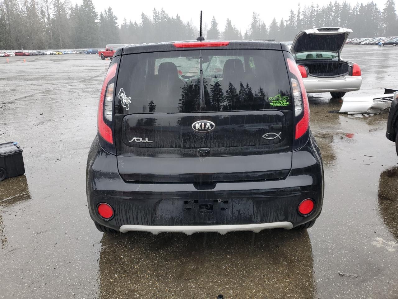 2019 KIA SOUL + - Image 6