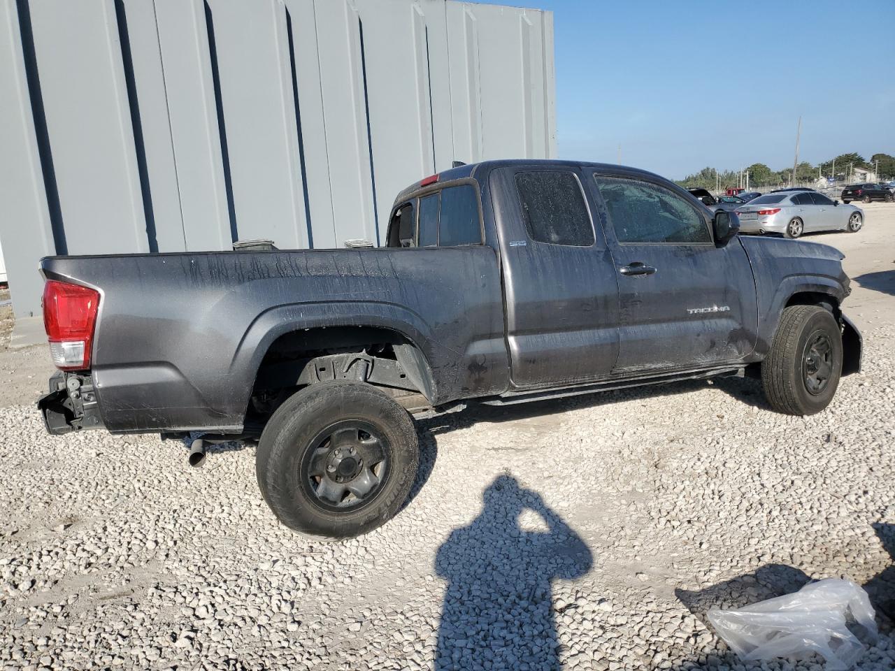 2017 TOYOTA TACOMA ACC - Фото 3