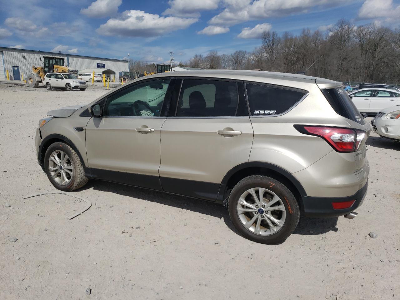 2017 FORD ESCAPE SE - Image 2
