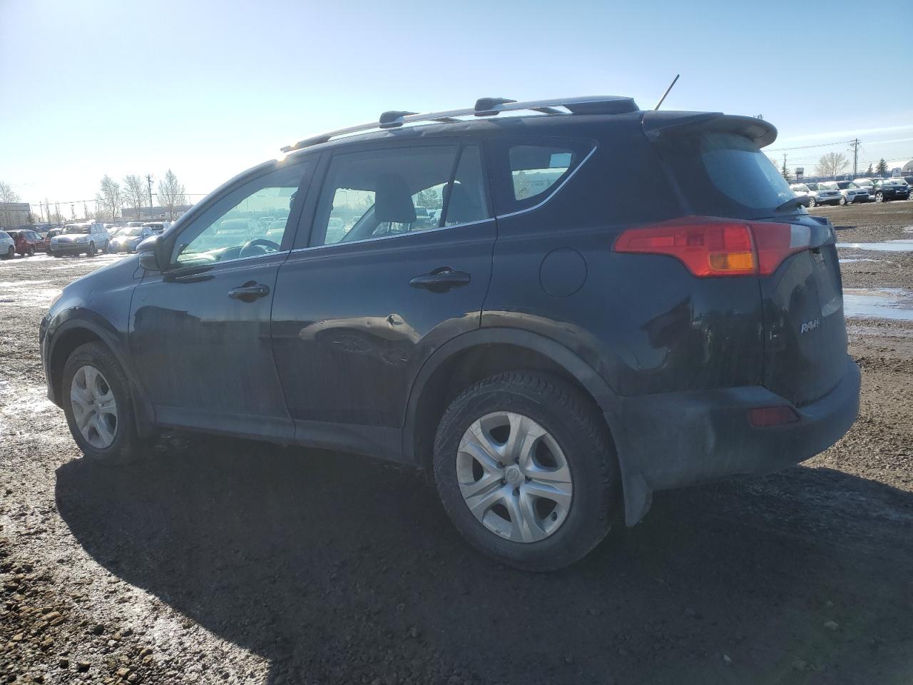 2014 TOYOTA RAV4 LE - Image 2