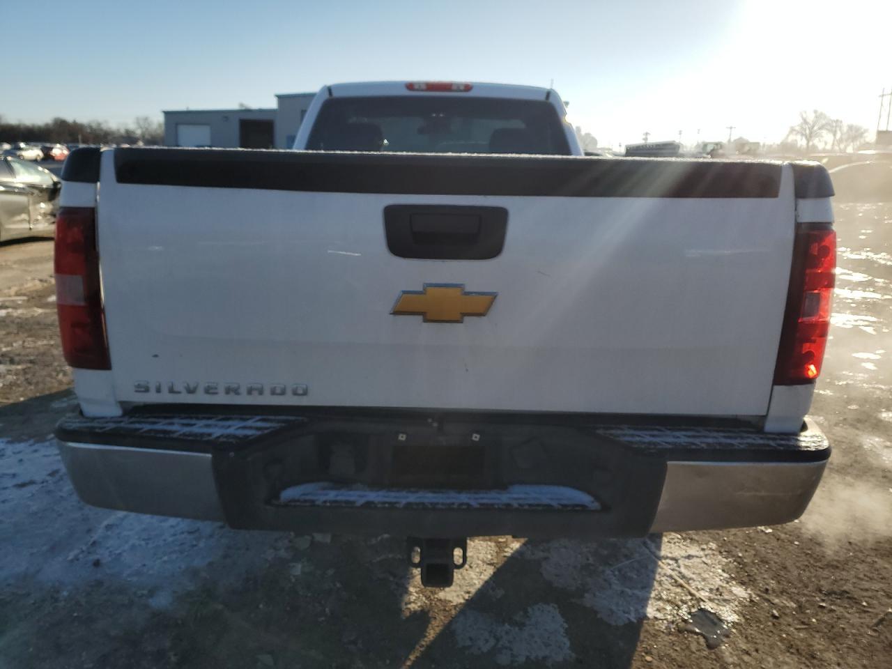 2013 CHEVROLET SILVERADO - Image 6