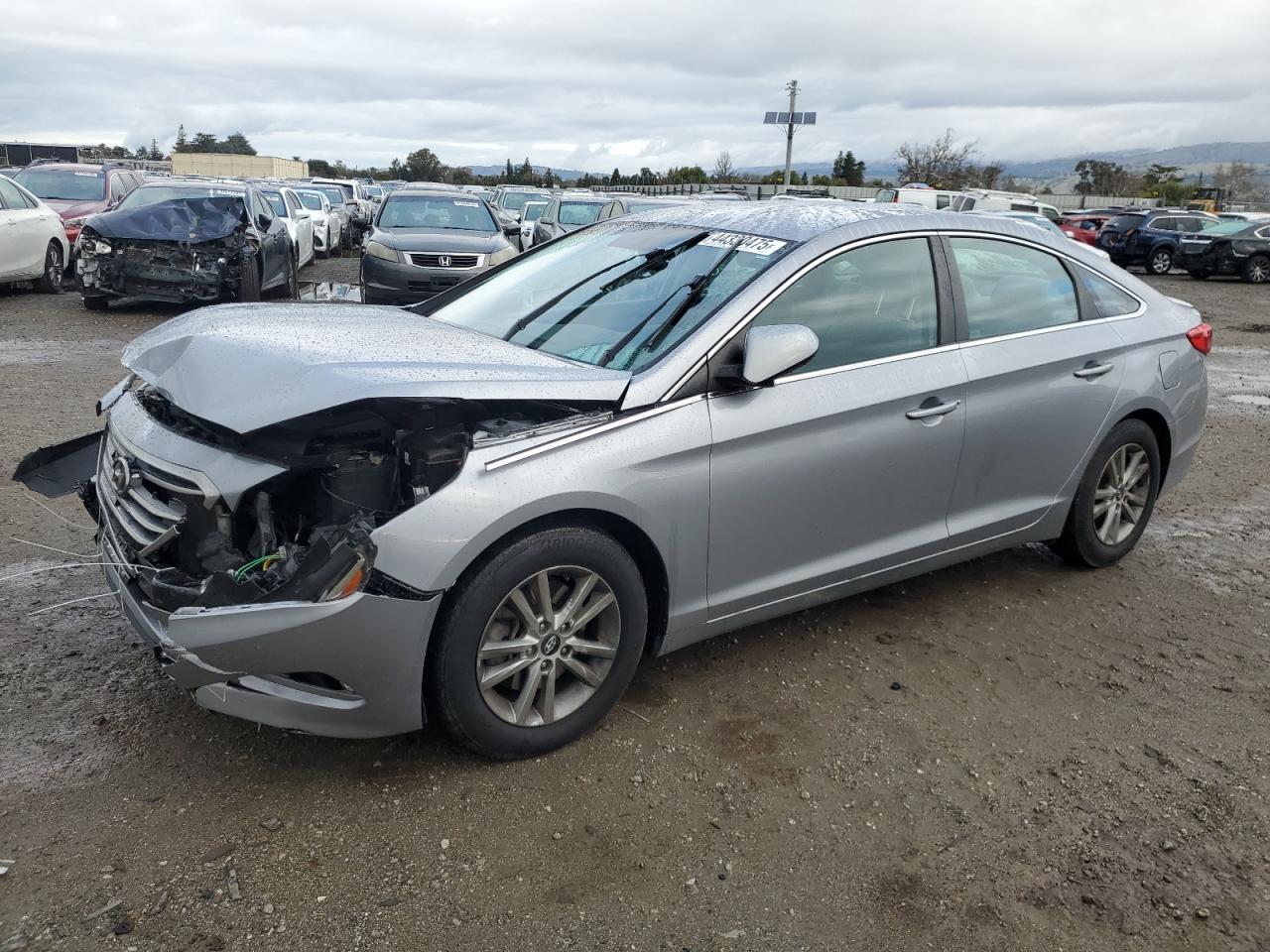 2017 HYUNDAI SONATA SE