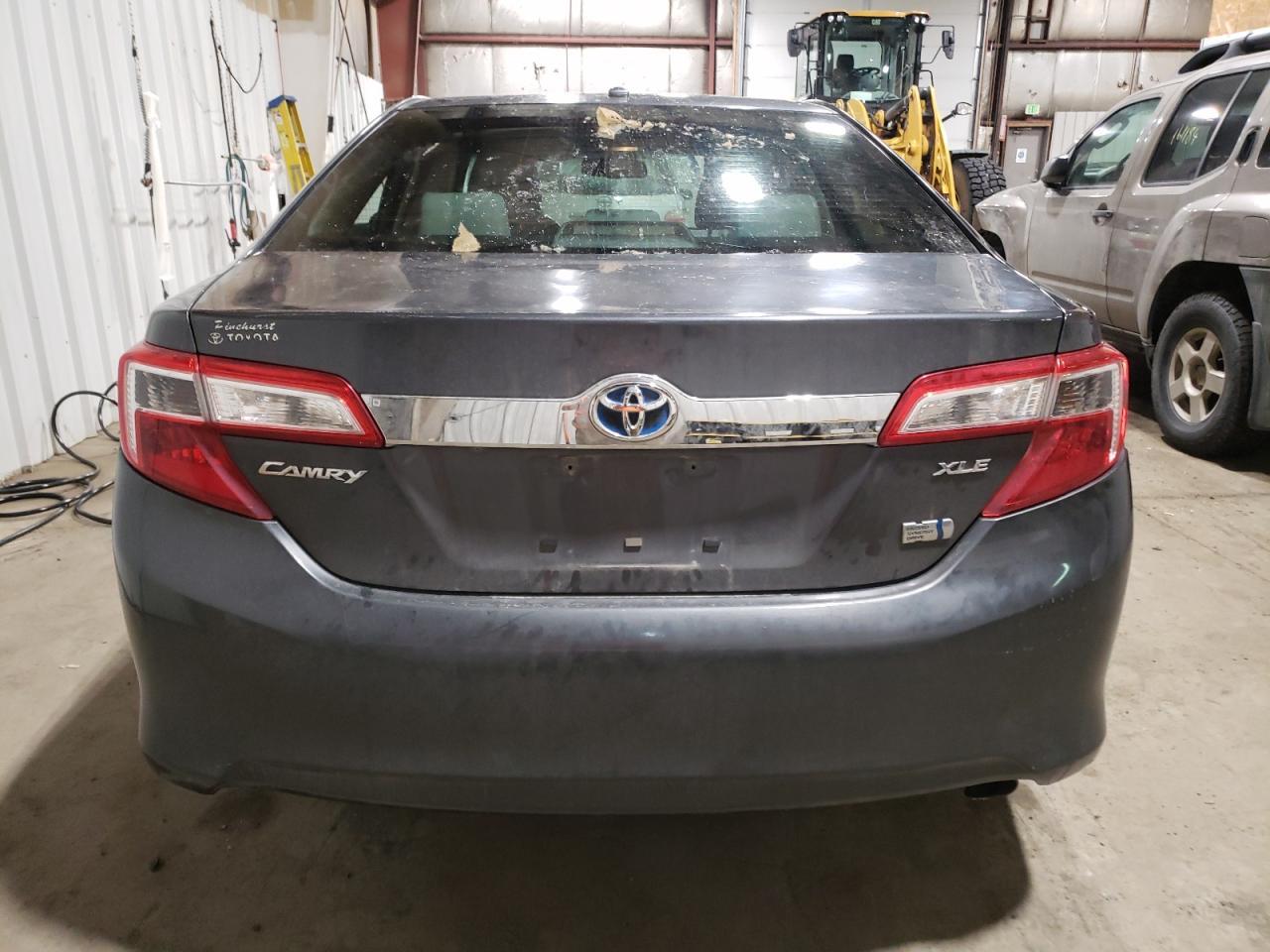 2012 TOYOTA CAMRY HYBR - Фото 6