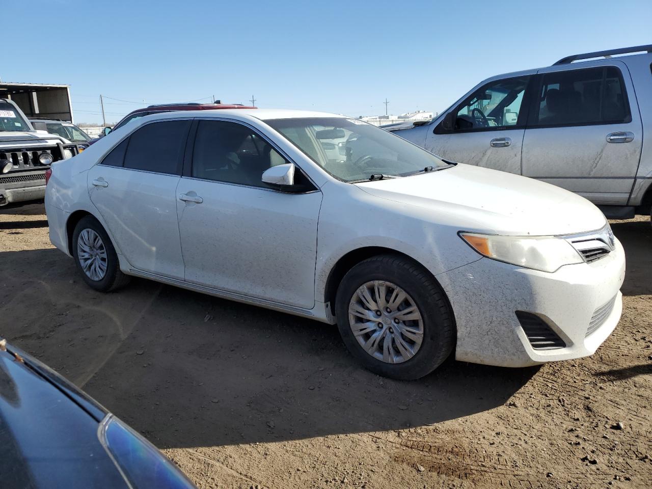 2014 TOYOTA CAMRY L - Image 4