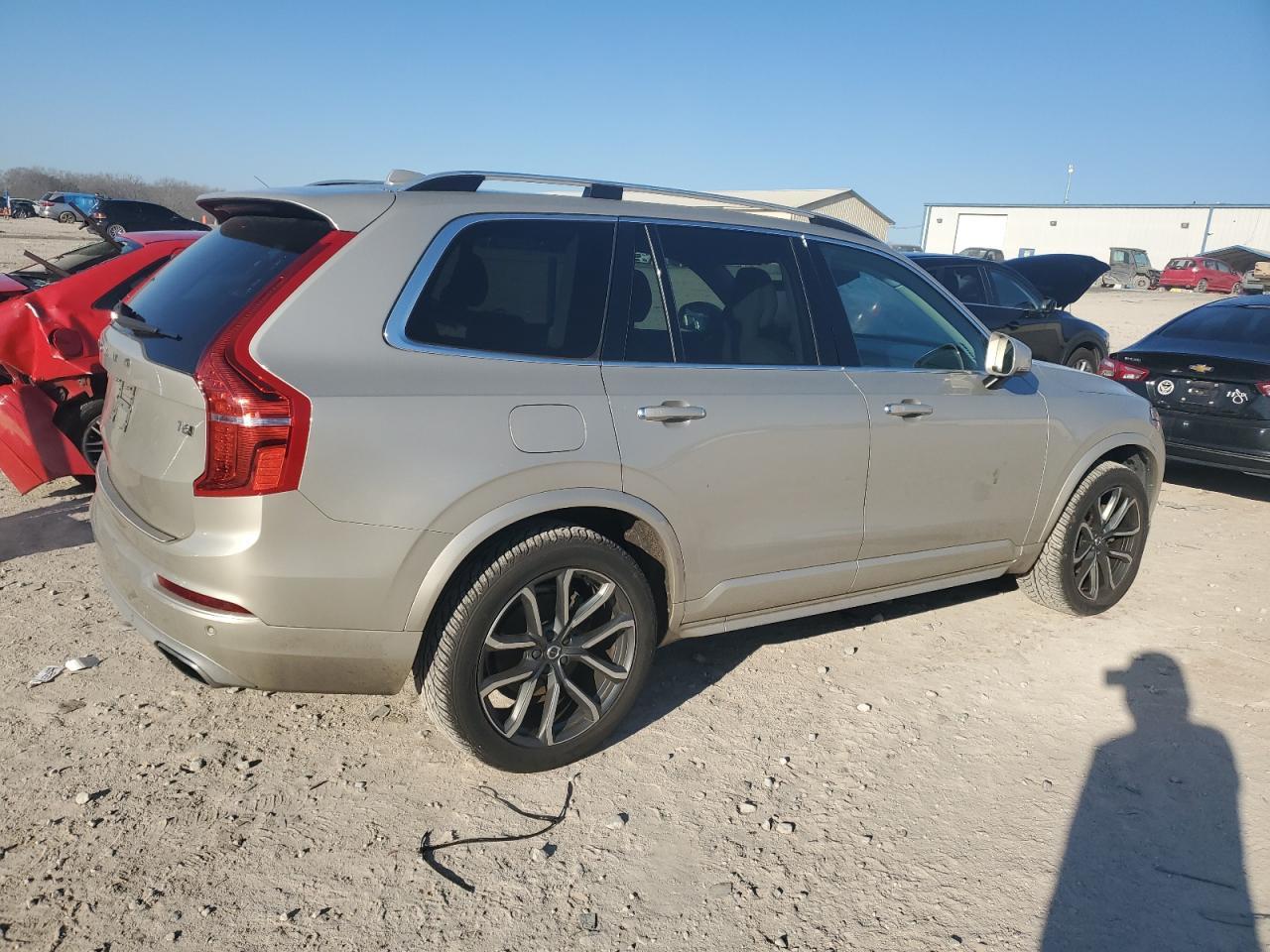 2016 VOLVO XC90 T6 - Image 3
