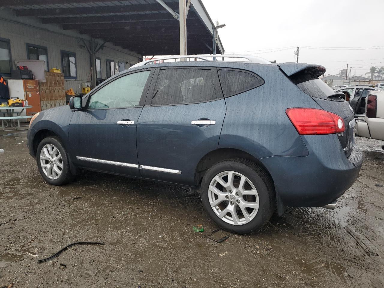 2013 NISSAN ROGUE S - Фото 2