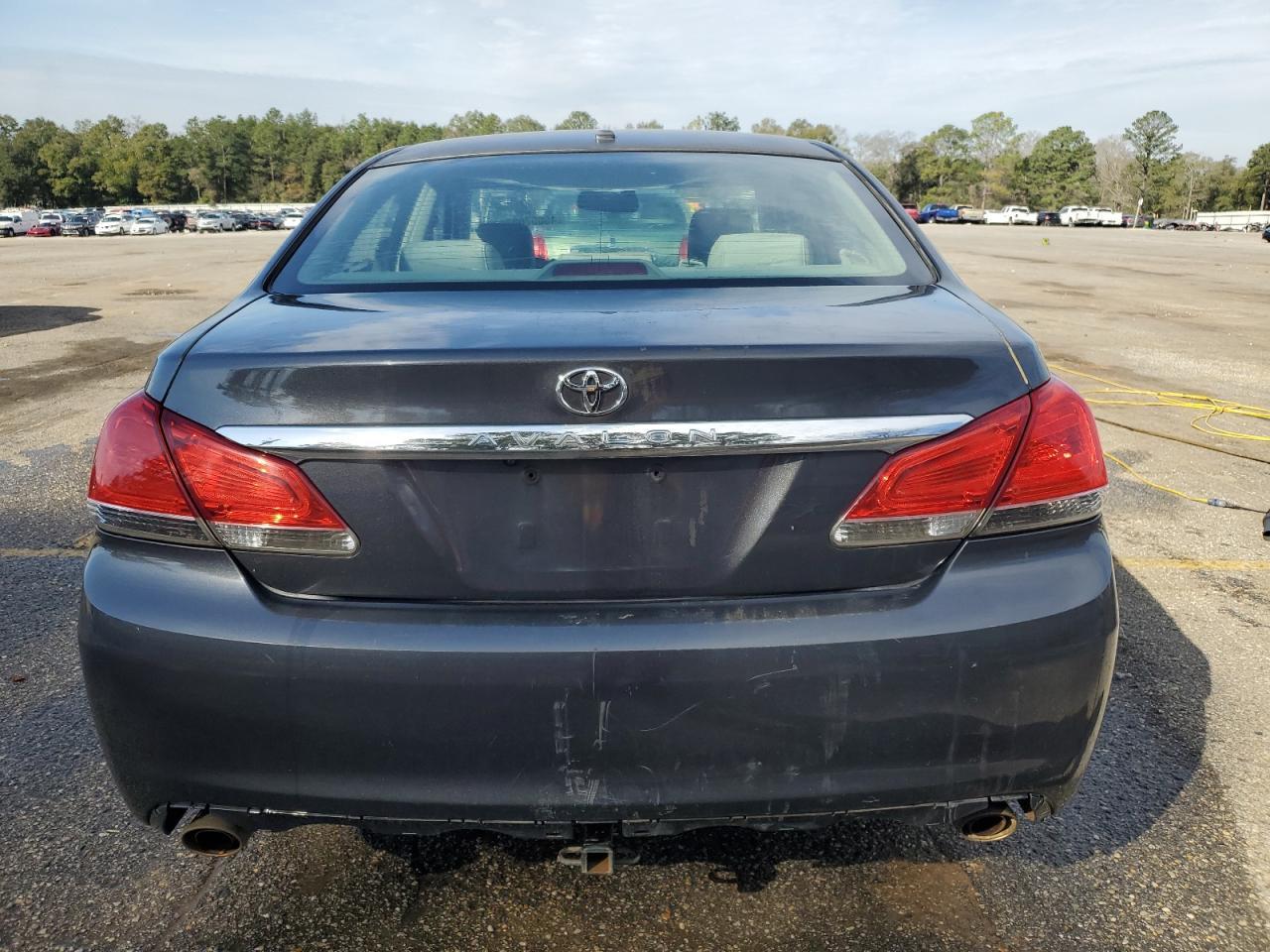2011 TOYOTA AVALON BAS - Image 6