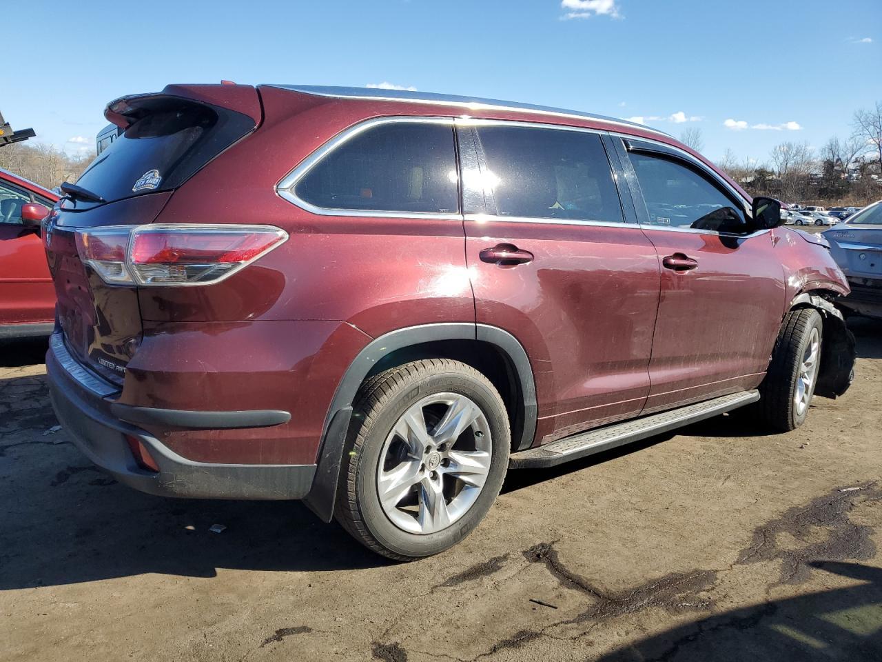 2015 TOYOTA HIGHLANDER - Фото 3