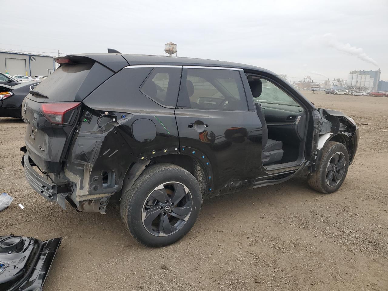 2024 NISSAN ROGUE SV - Image 3