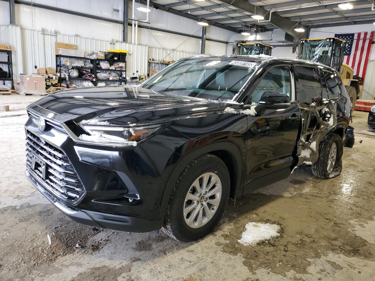 2024 TOYOTA GRAND HIGH