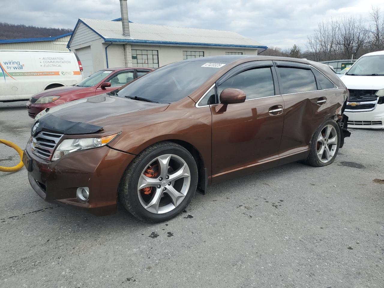 2012 TOYOTA VENZA LE