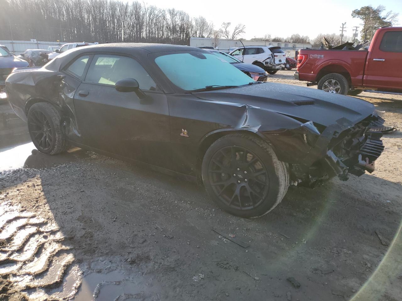 2017 DODGE CHALLENGER - Image 4
