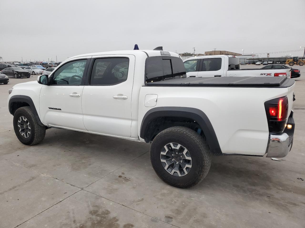 2023 TOYOTA TACOMA DOU - Фото 2