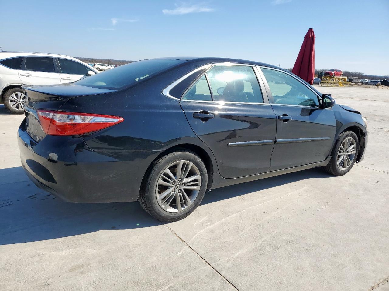 2016 TOYOTA CAMRY LE - Фото 3