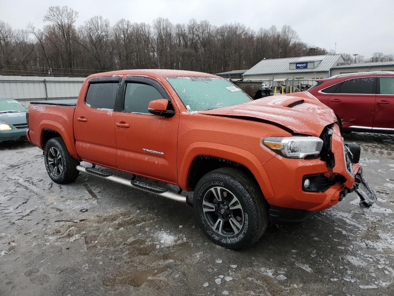 2017 TOYOTA TACOMA DOU - Фото 4